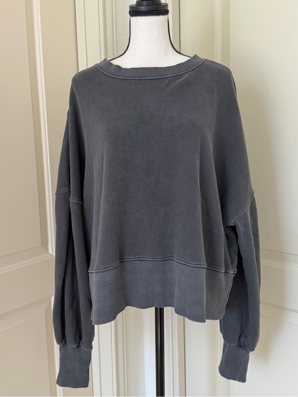 aerie Washed Black Crewneck Sweatshirt